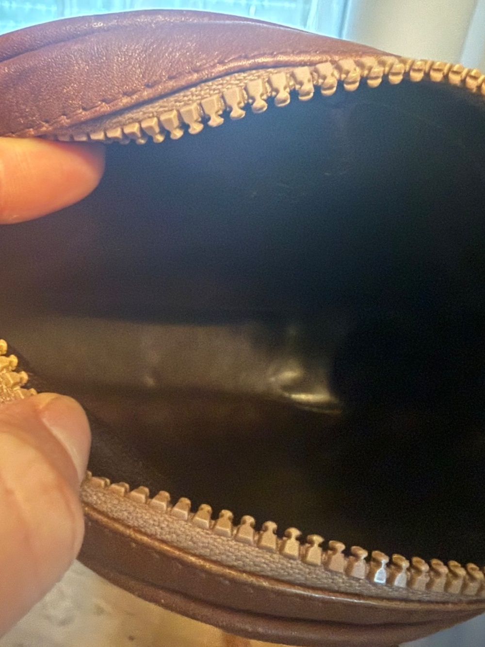 Celine Vintage Crossbody - Picture 11 of 12